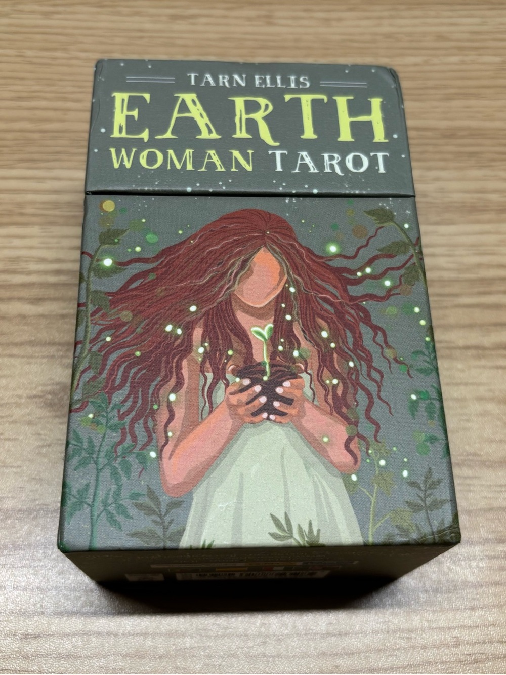 Tarn Ellis Earth Woman Tarot Deck - Green & Brown Artwork